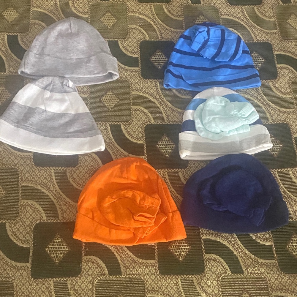 Baby Hats Lot (6 pcs 4 Sets Include Mittens – 0-6 Months – Unisex / Mixed Colors